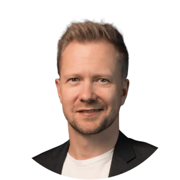 Stefan Kreis Blonder Mann lächelnd